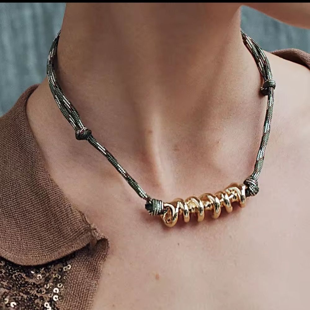 NWOT Olive Green & Gold Geometric Mod Cord Statement Necklace (1060)
